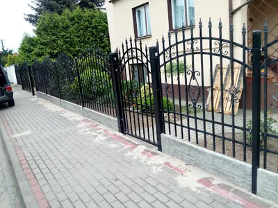 Gapiński Robert. Produkcja siatki parkanowej, montaż ogrodzeń i paneli